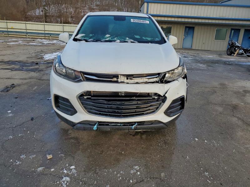 Photo 5 from auction – 2017 CHEVROLET TRAX LS with VIN 3GNCJNSB8HL282304