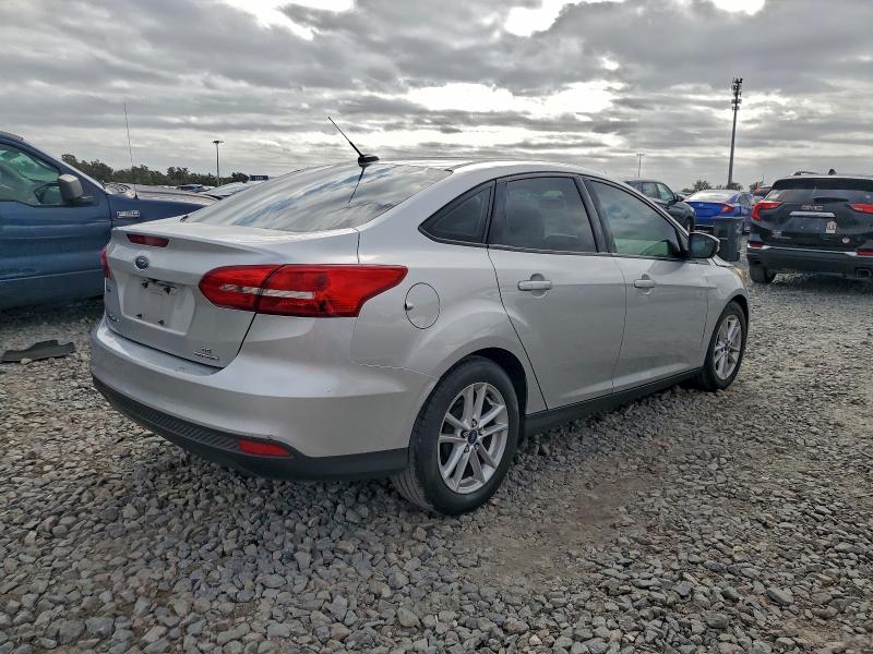 Photo 3 from auction – 2016 FORD FOCUS SE with VIN 1FADP3F25GL402425