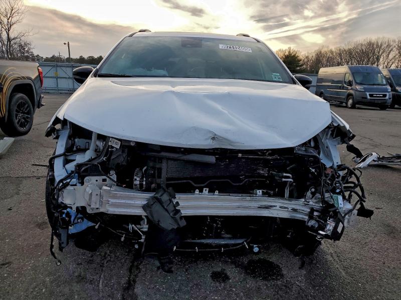 Photo 5 from auction – 2025 CHRYSLER PACIFICA L with VIN 2C4RC1GG0SR537774