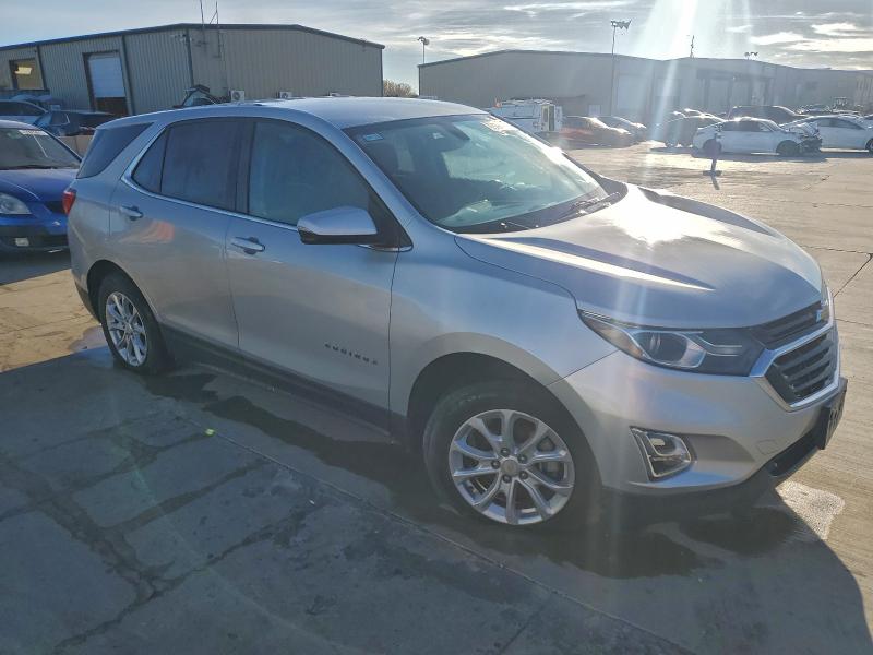 Photo 4 from auction – 2018 CHEVROLET EQUINOX LT with VIN 2GNAXJEV3J6314560