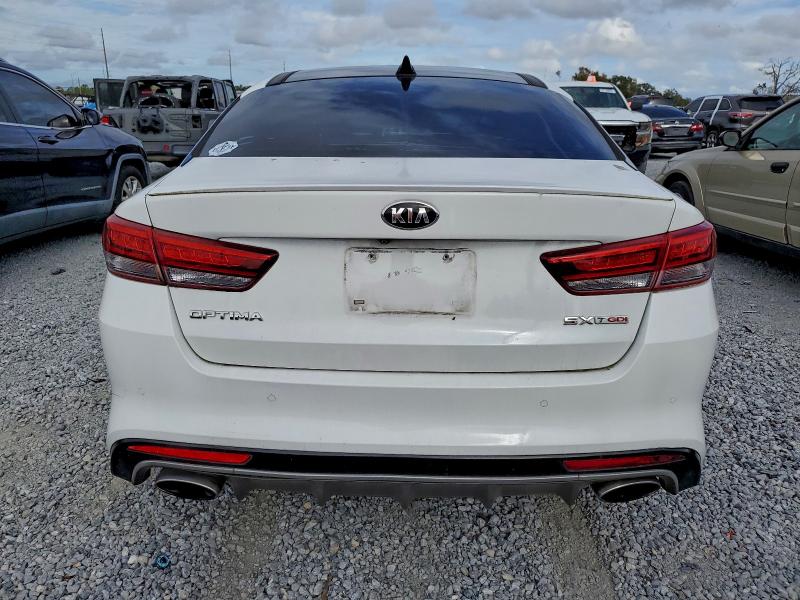 Photo 6 from auction – 2016 KIA OPTIMA SX with VIN 5XXGW4L21GG013690
