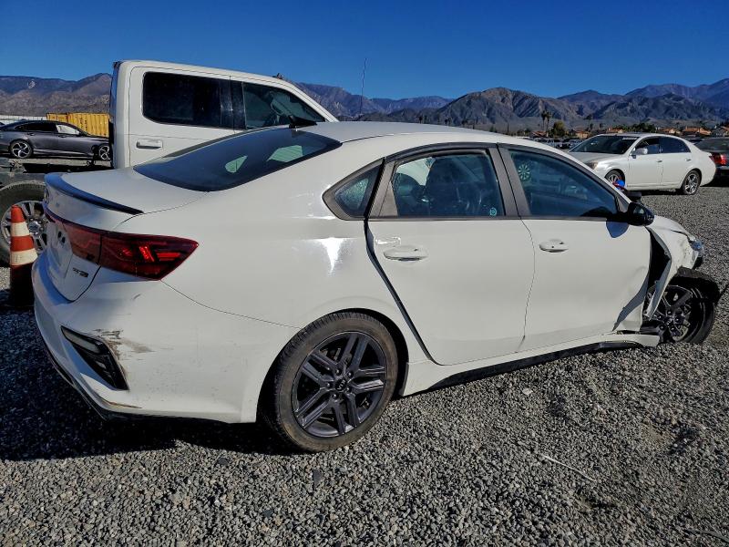 Photo 3 from auction – 2021 KIA FORTE with VIN 3KPF34AD2ME327894