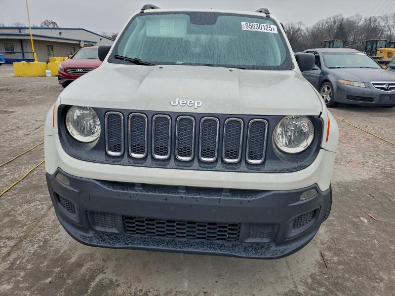 Photo 5 from auction – 2018 JEEP RENEGADE S with VIN ZACCJBAB2JPJ41313