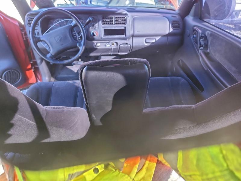 Photo 8 from auction – 2000 DODGE DAKOTA with VIN 1B7GL22Z3YS709891