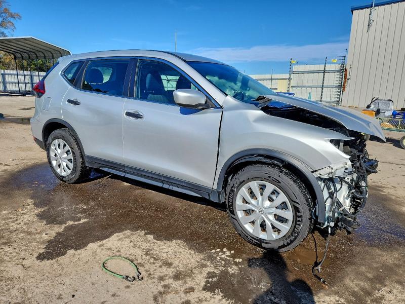 Photo 4 from auction – 2020 NISSAN ROGUE S with VIN 5N1AT2MT7LC805164