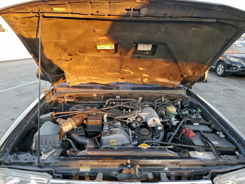 Photo 12 from auction – 2000 TOYOTA 4RUNNER with VIN JT3GM84R0Y0053517