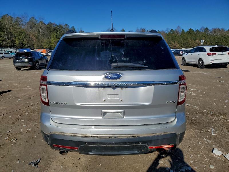 Photo 6 from auction – 2012 FORD EXPLORER L with VIN 1FMHK8F88CGA57773