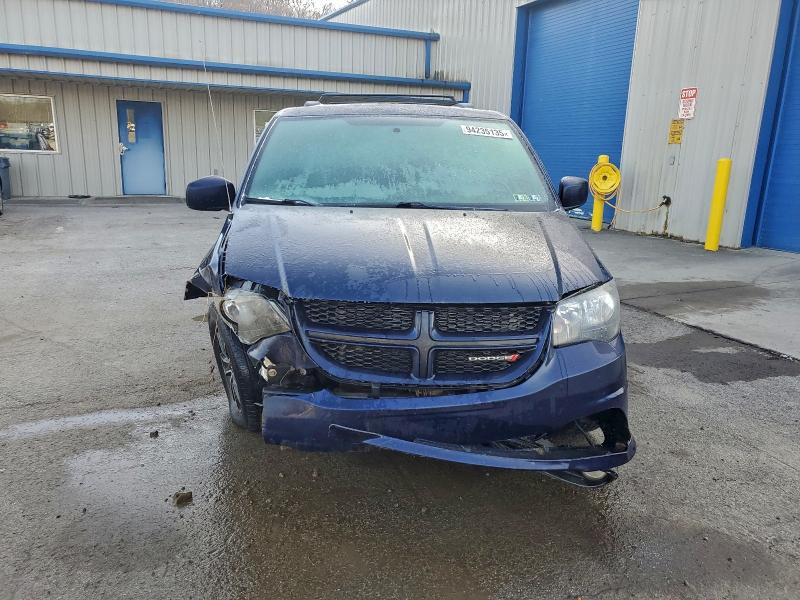 Photo 5 from auction – 2016 DODGE GRAND CARA with VIN 2C4RDGEG5GR312423
