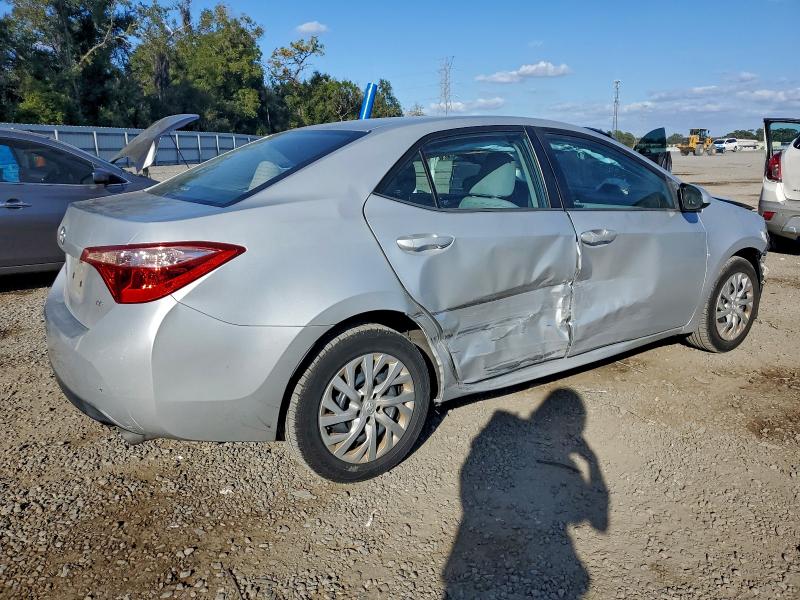 Photo 3 from auction – 2017 TOYOTA COROLLA L with VIN 5YFBURHE3HP719259