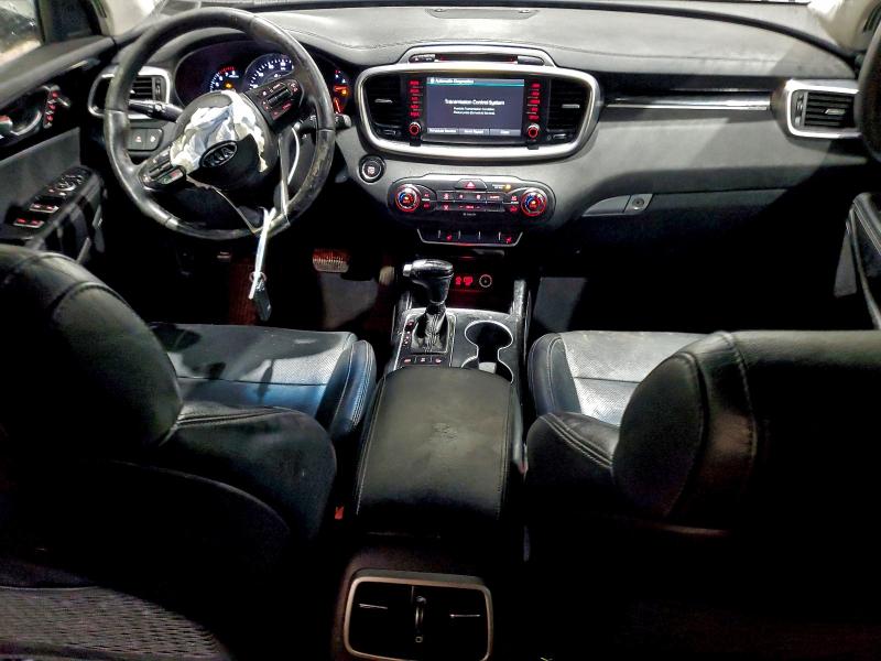 Photo 8 from auction – 2016 KIA SORENTO SX with VIN 5XYPKDA52GG101104