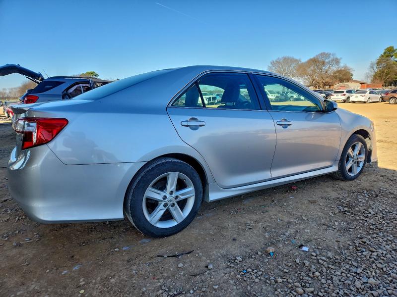 Photo 3 from auction – 2012 TOYOTA CAMRY BASE with VIN 4T1BF1FK0CU124168