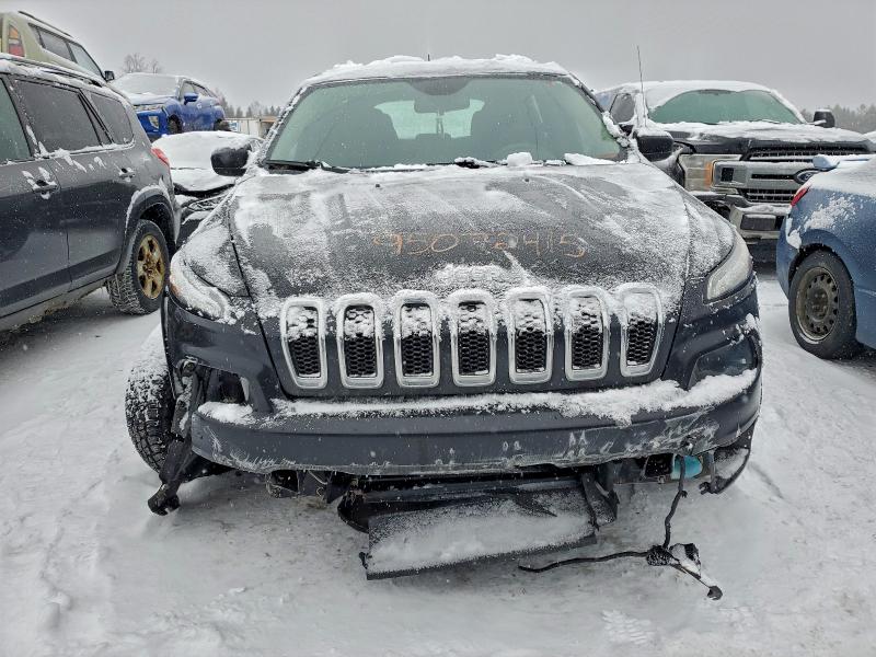 Photo 5 from auction – 2016 JEEP CHEROKEE S with VIN 1C4PJMAB0GW315939