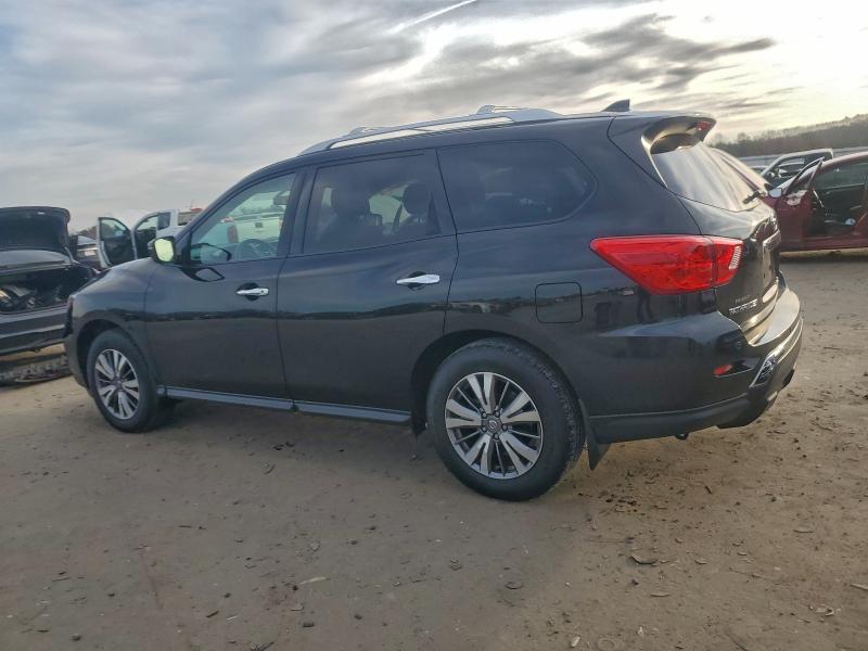 Photo 2 from auction – 2019 NISSAN PATHFINDER with VIN 5N1DR2MN2KC638739