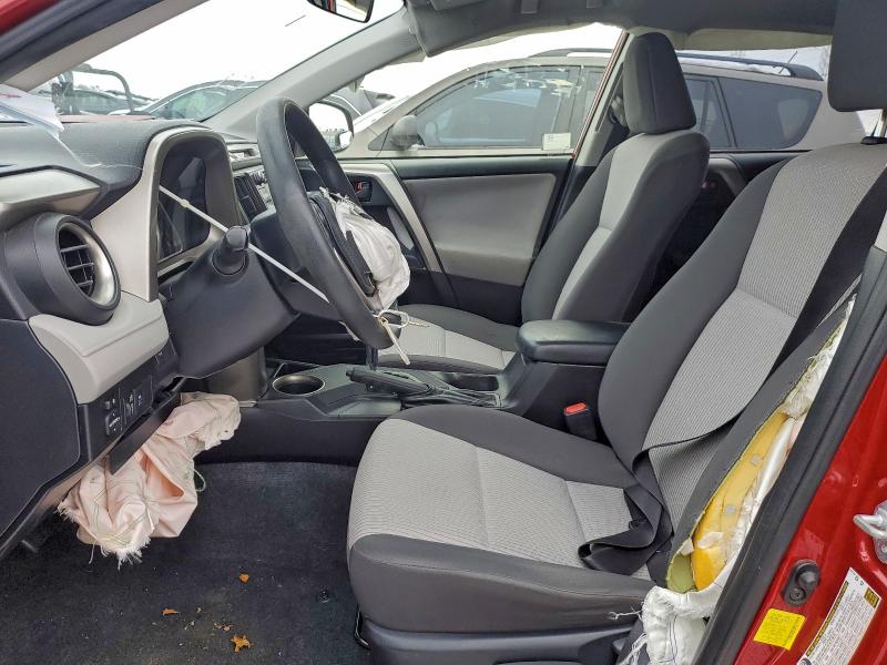 Photo 7 from auction – 2015 TOYOTA RAV4 LE with VIN JTMBFREV2FJ032712