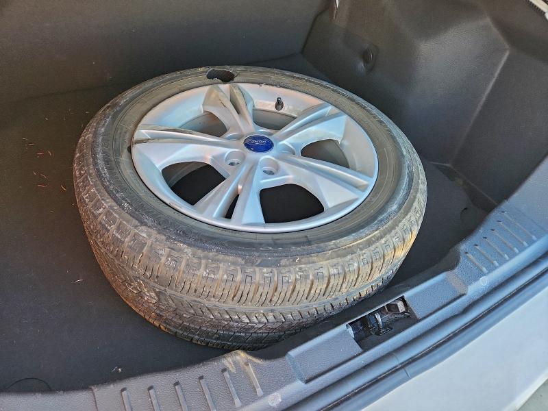 Photo 12 from auction – 2014 FORD FOCUS SE with VIN 1FADP3F29EL372228