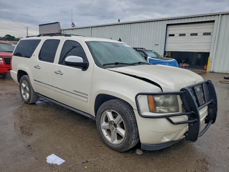 Photo 4 from auction – 2011 CHEVROLET SUBURBAN C with VIN 1GNSCKE01BR181295