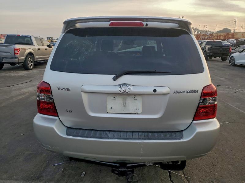Photo 6 from auction – 2006 TOYOTA HIGHLANDER with VIN JTEDP21A960107200