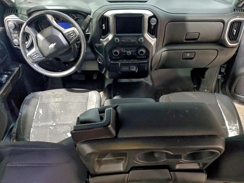 Photo 8 from auction – 2019 CHEVROLET SILVERADO with VIN 1GCUYDED0KZ252469