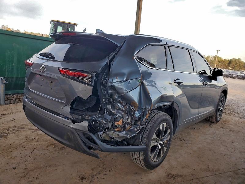 Photo 3 from auction – 2020 TOYOTA HIGHLANDER with VIN 5TDGZRAH3LS016594