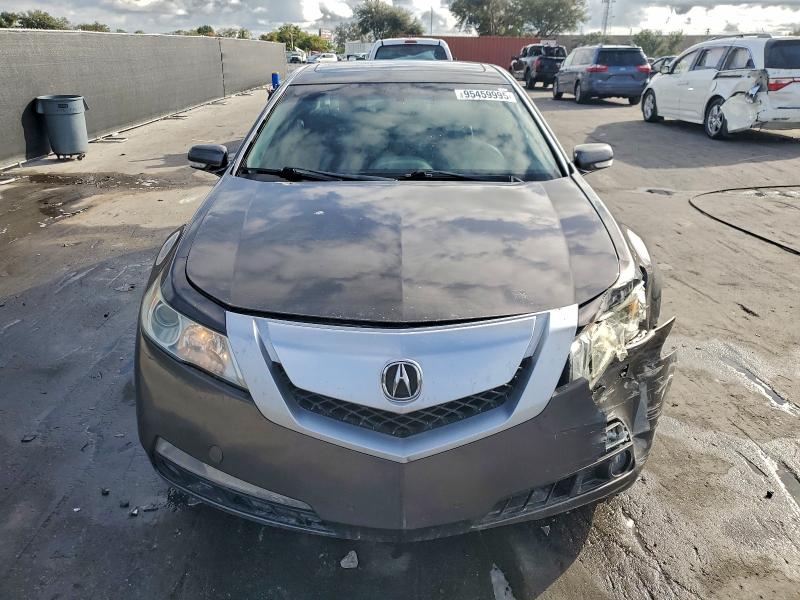 Photo 5 from auction – 2010 ACURA TL with VIN 19UUA8F52AA018951