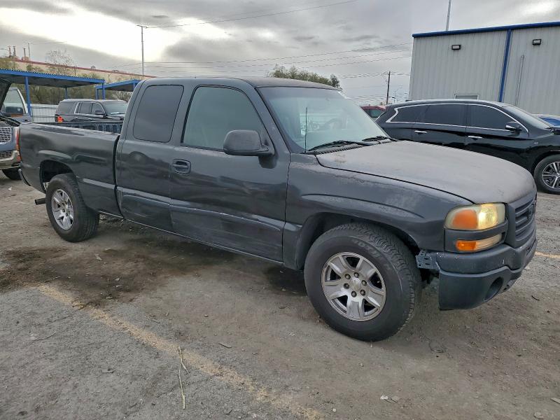 Foto 4 de la subasta – 2004 GMC NEW SIERRA con VIN 2GTEC19T441345171