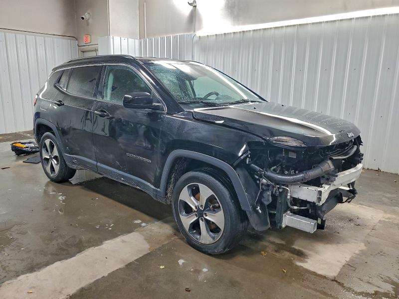 Photo 4 from auction – 2018 JEEP COMPASS LA with VIN 3C4NJDBB8JT132002