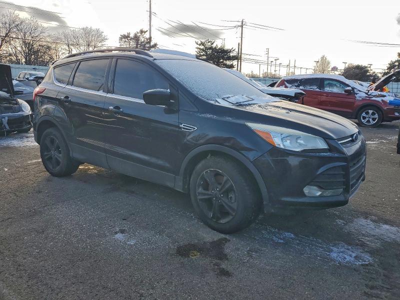 Photo 4 from auction – 2013 FORD ESCAPE SE with VIN 1FMCU9G99DUC99508