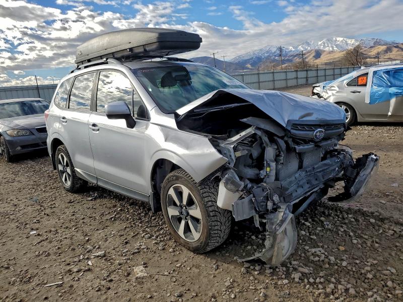Photo 4 from auction – 2017 SUBARU FORESTER 2 with VIN JF2SJAECXHH804352