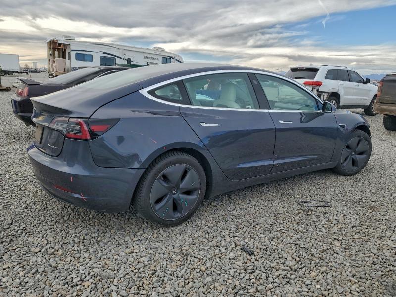 Photo 3 from auction – 2020 TESLA MODEL 3 with VIN 5YJ3E1EB4LF639082