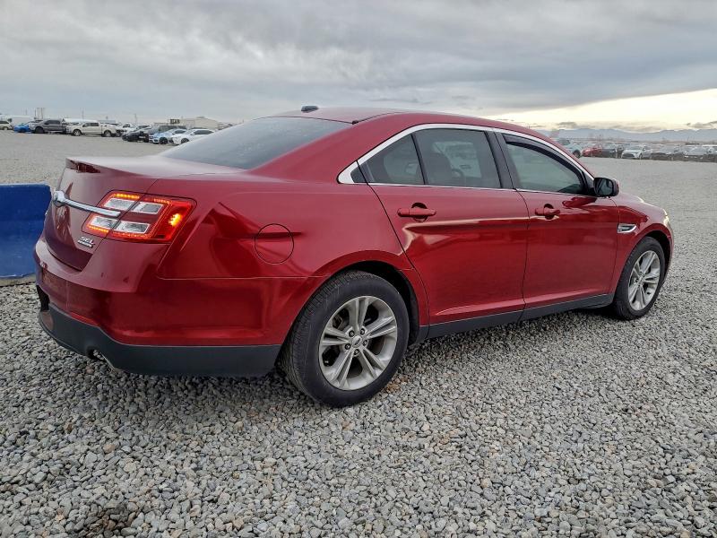 Photo 3 from auction – 2016 FORD TAURUS SEL with VIN 1FAHP2E80GG156300