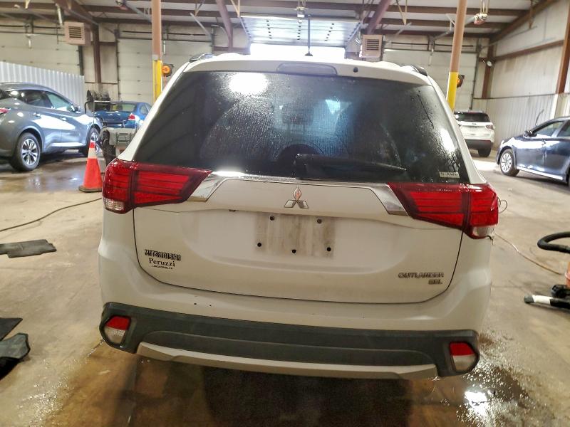 Photo 6 from auction – 2016 MITSUBISHI OUTLANDER with VIN JA4AZ3A35GZ001410