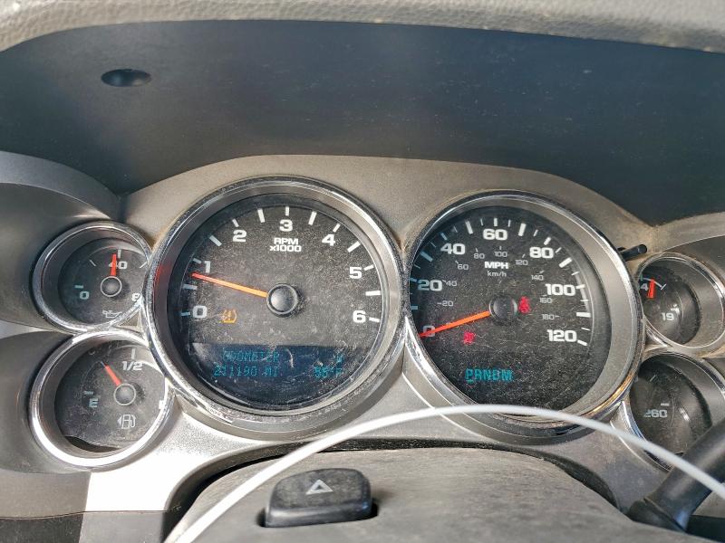 Photo 9 from auction – 2011 GMC SIERRA C15 with VIN 1GTR1VE09BZ183732