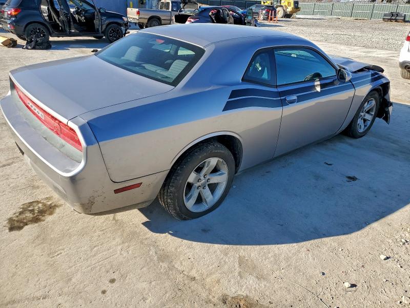 Photo 3 from auction – 2014 DODGE CHALLENGER with VIN 2C3CDYAG5EH262115