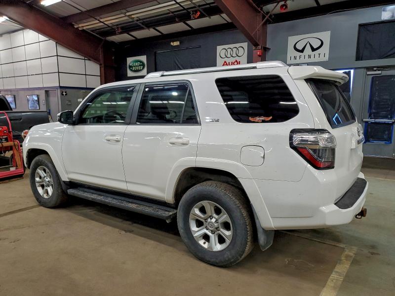 Photo 2 from auction – 2018 TOYOTA 4RUNNER SR with VIN JTEBU5JR9J5502030