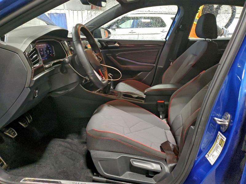 Photo 7 from auction – 2024 VOLKSWAGEN JETTA with VIN 3VW8T7BU9RM015042