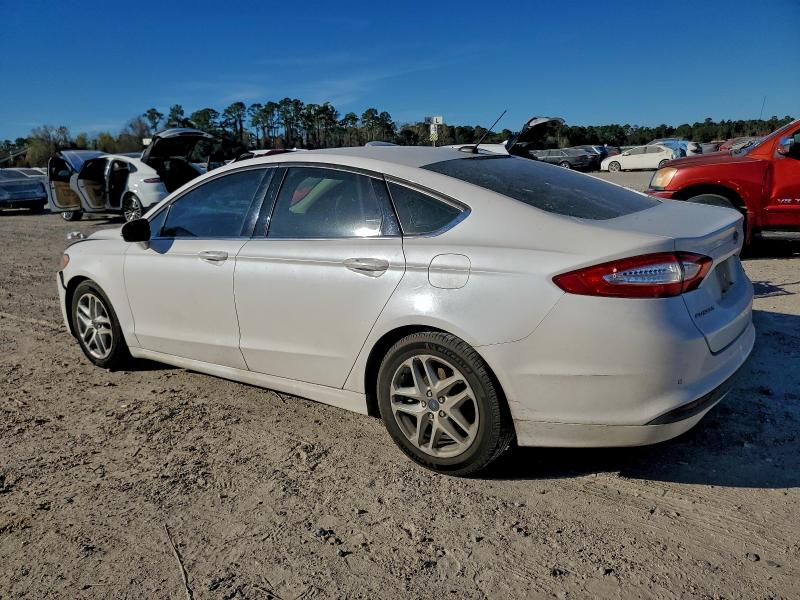 Photo 2 from auction – 2016 FORD FUSION SE with VIN 3FA6P0H79GR327326