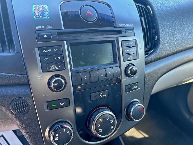Photo 12 from auction – 2013 KIA FORTE EX with VIN KNAFU4A22D5655692