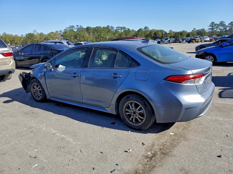 Photo 2 from auction – 2022 TOYOTA COROLLA LE with VIN JTDEAMDE2NJ041943