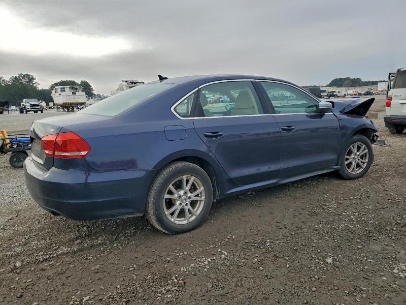 Photo 3 from auction – 2012 VOLKSWAGEN PASSAT SE with VIN 1VWBP7A38CC091671