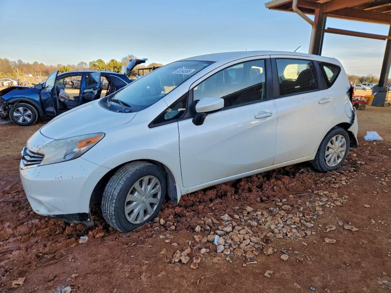 NISSAN VERSA NOTE 2015 with VIN 3N1CE2CP8FL378083 - Photo from auction