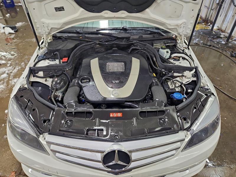 Photo 11 from auction – 2011 MERCEDES-BENZ C 300 4MAT with VIN WDDGF8BB9BR185437