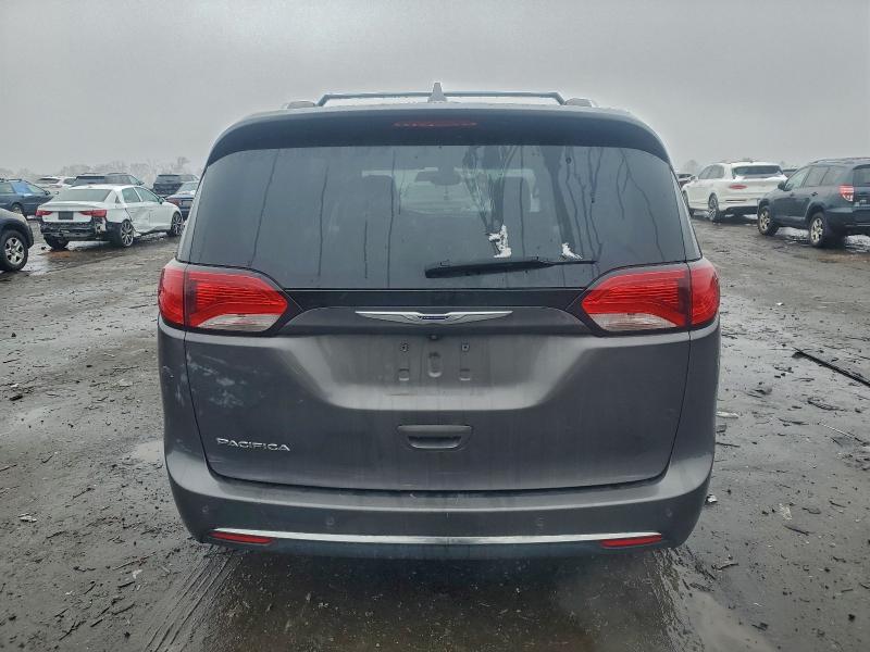 Photo 6 from auction – 2019 CHRYSLER PACIFICA T with VIN 2C4RC1BG5KR731627