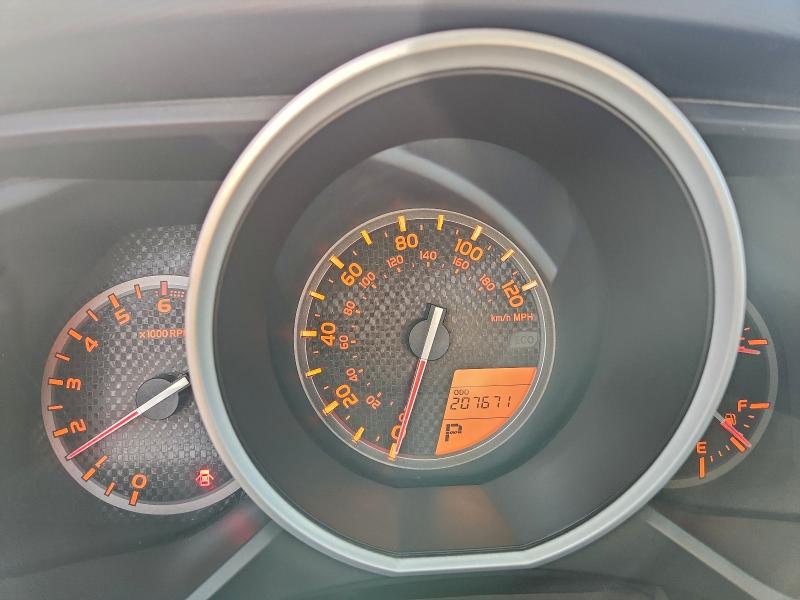 Photo 9 from auction – 2011 TOYOTA 4RUNNER SR with VIN JTEBU5JR4B5065863