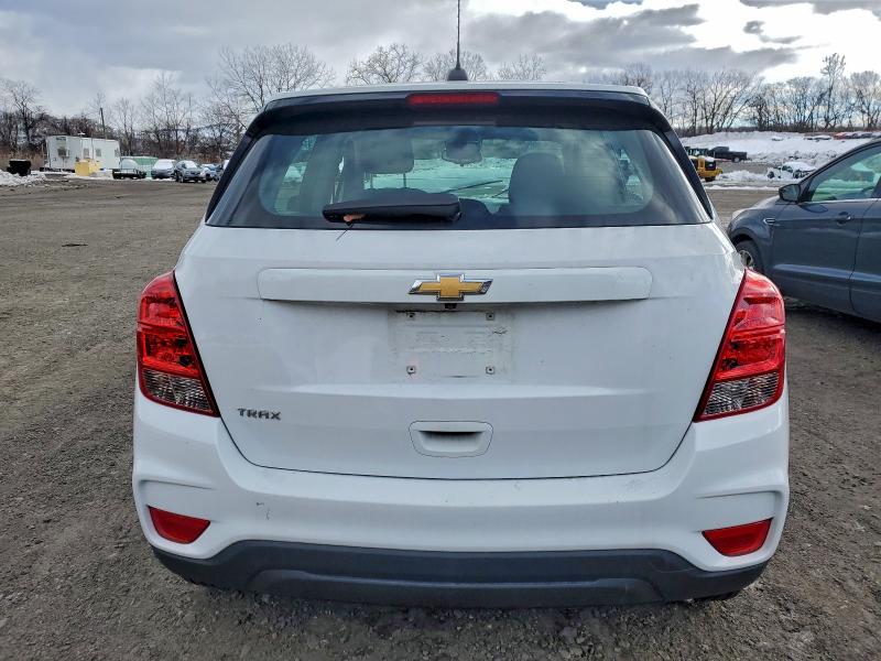 Photo 6 from auction – 2020 CHEVROLET TRAX LS with VIN 3GNCJKSB6LL107539