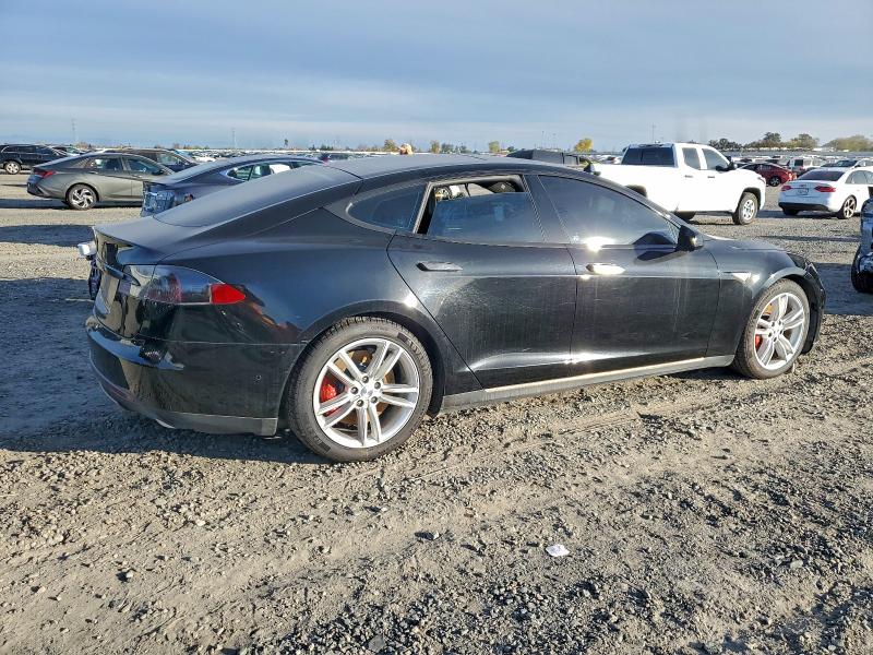 Photo 3 from auction – 2016 TESLA MODEL S with VIN 5YJSA1E29GF131901
