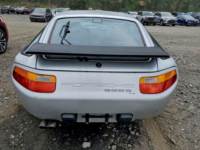 Photo 6 from auction – 1988 PORSCHE 928 S-4 with VIN WP0JB0927JS861569