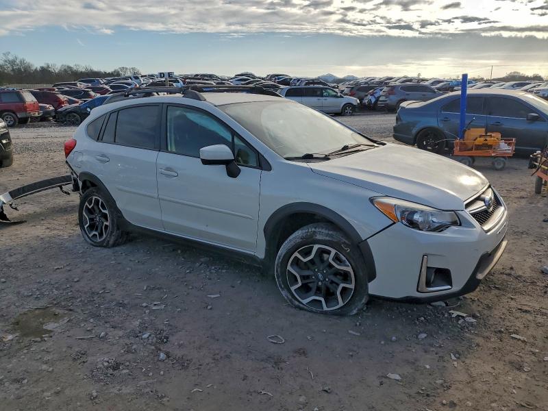 Photo 4 from auction – 2017 SUBARU CROSSTREK with VIN JF2GPABC3HG233401