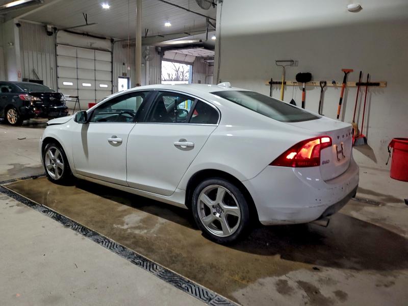 Photo 2 from auction – 2013 VOLVO S60 with VIN YV1612FS4D2221892
