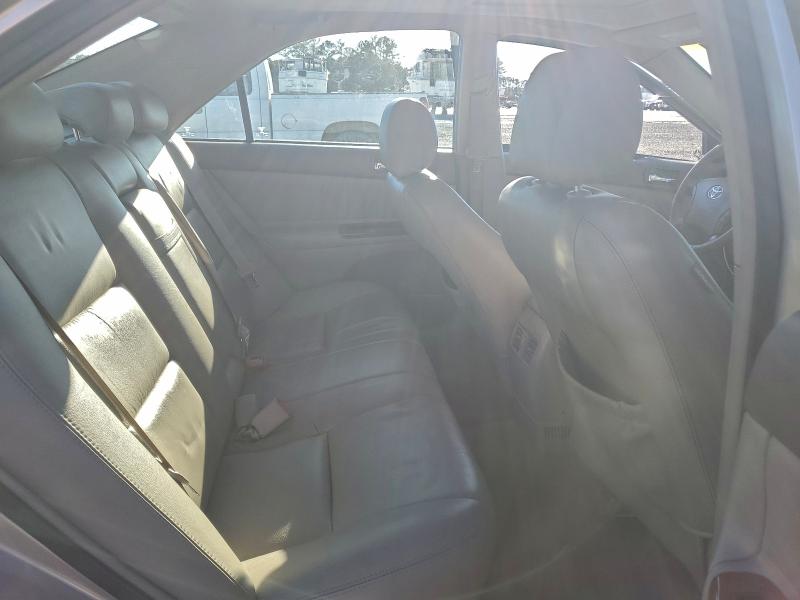 Photo 10 from auction – 2005 TOYOTA CAMRY with VIN 4T1BF30K65U590341