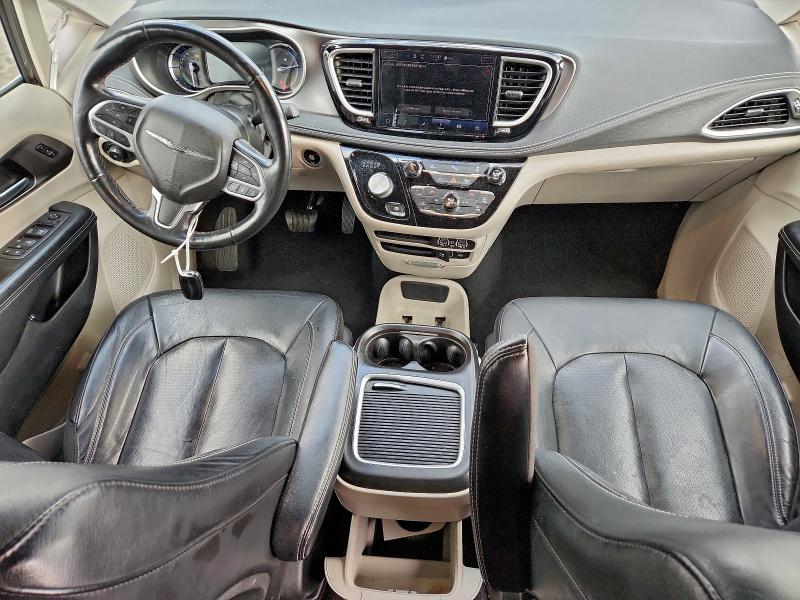 Photo 8 from auction – 2022 CHRYSLER PACIFICA H with VIN 2C4RC1L79NR136993